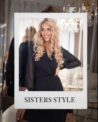 ✨ Body se zdobeným rukávem, které rozzáří celý outfit — ideální pro vánoční večeři nebo večírek. 🎄✨ odkaz v biu 💌...